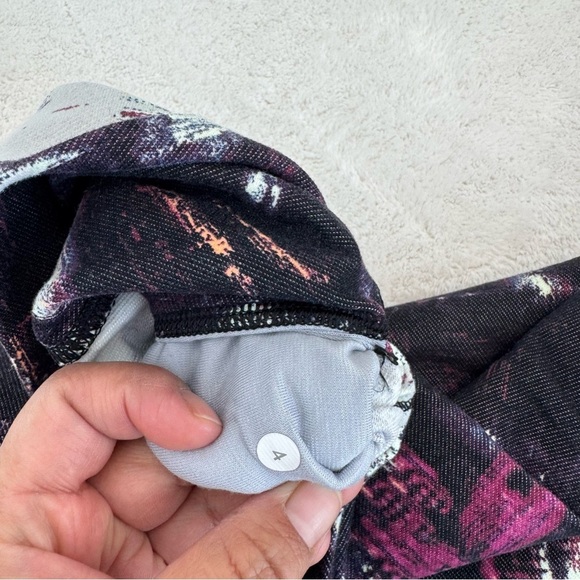 Lululemon Wunder Under Pant Hi-Rise Kara Blossom 4 - Picture 6 of 10